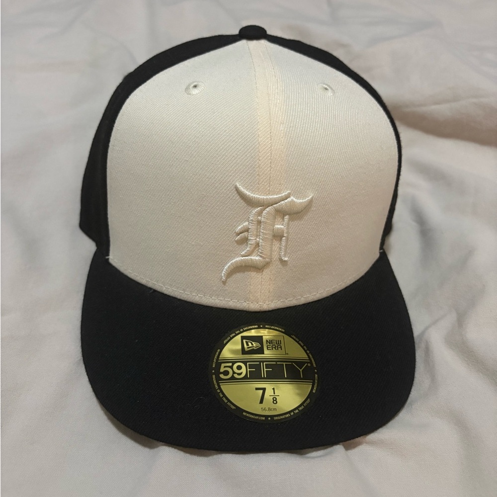 New Era x Fear of God Essentials Trucker Fitted Hat - Cream/Black - 7 1/8